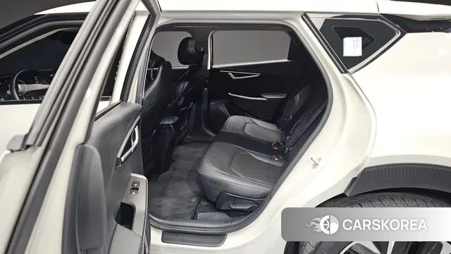 Kia EV6 2022 Жемчужный цвет из Кореи, фото 2