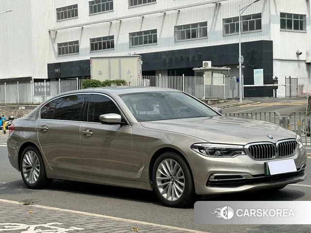 BMW 5 series PHEV 2019 Шампань из Китая, фото 2
