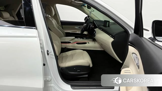 Genesis GV70 2022 Белый из Кореи, фото 2