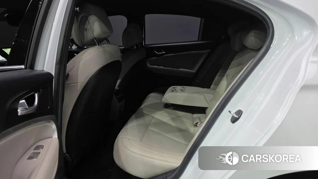 Genesis The New G70 Shooting Brake 2022 Белый из Кореи, фото 2