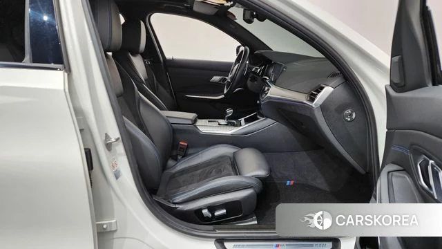 BMW 3 Series (G20) 2021 Белый из Кореи, фото 2