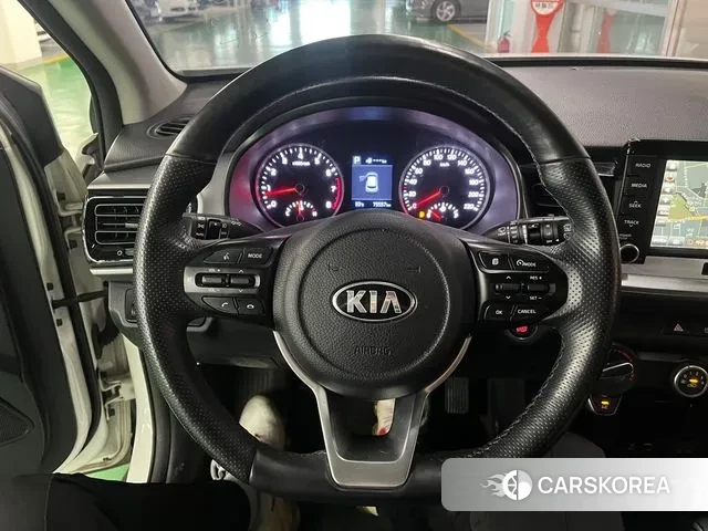 Kia Stonic 2018 Белый из Кореи, фото 2