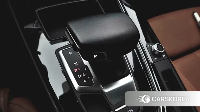 Audi A4 (B9) 2021 Черный из Кореи, фото 2