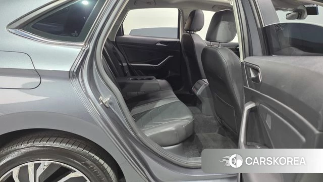 Volkswagen 7th Generation of Jetta 2021 Серый из Кореи, фото 2