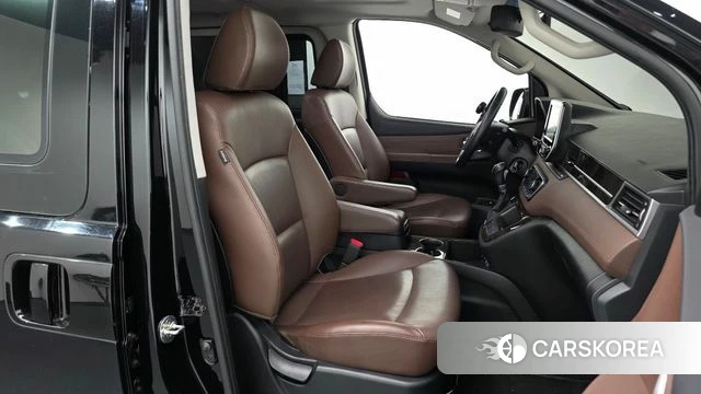 Hyundai The New Grand Starex 2019 Черный из Кореи, фото 2
