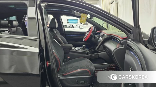 Hyundai Tucson (NX4) 2021 Черный из Кореи, фото 2