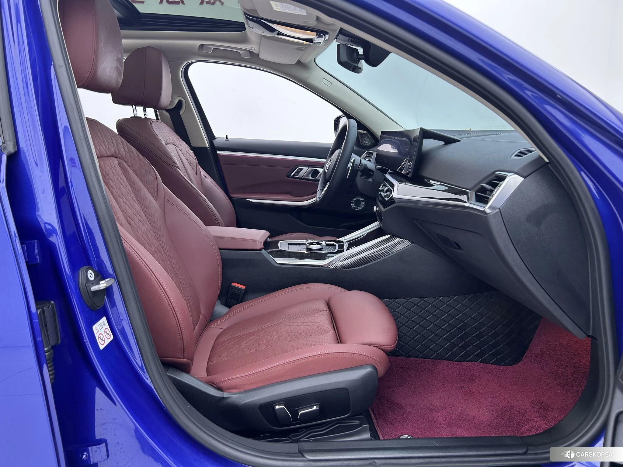 BMW 3 series 2024 Синий из Китая, фото 2