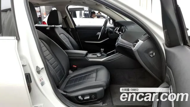 BMW 3 Series (G20) 2021 Белый из Кореи, фото 2