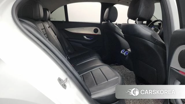 Mercedes-Benz E-Class W213 2019 Белый из Кореи, фото 2