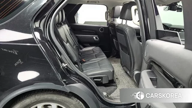 Land Rover Discovery 5 2018 Черный из Кореи, фото 2