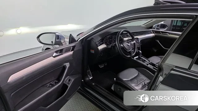 Volkswagen Arteon 2019 Серый из Кореи, фото 2