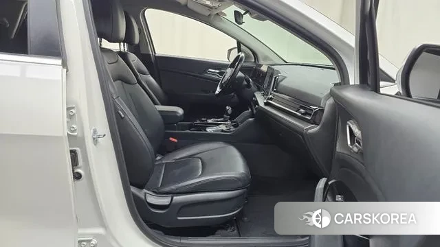 Kia Sportage 5th Generation 2022 Белый из Кореи, фото 2