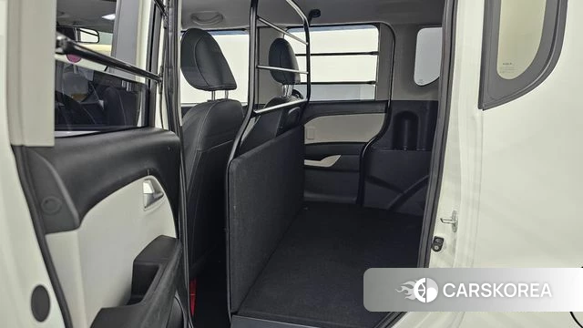 Kia The New Kia Ray 2023 Белый из Кореи, фото 2