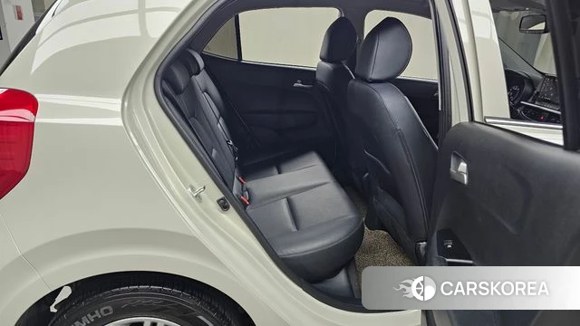 Kia Morning Urban (JA) 2022 Жемчужный цвет из Кореи, фото 2