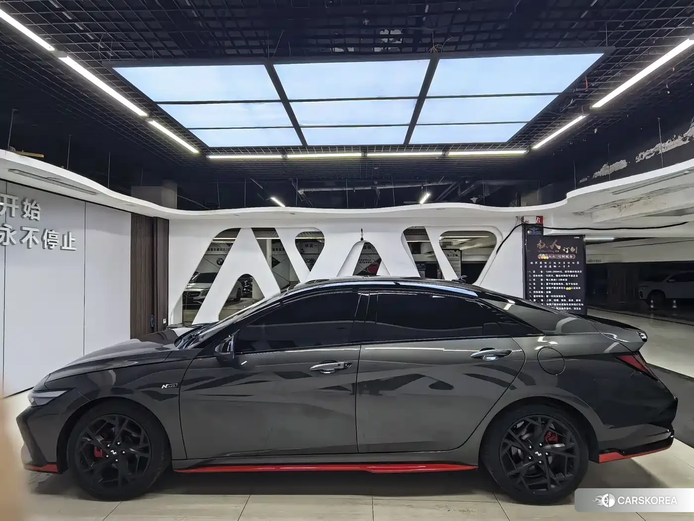 Hyundai Elantra 2025 Silver/gray из Китая, фото 2