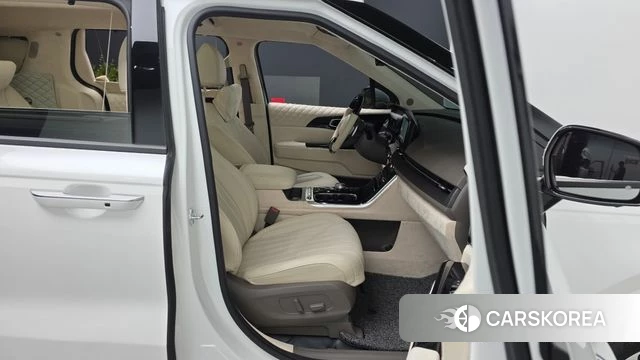 Kia Carnival 4th generation 2022 Белый из Кореи, фото 2