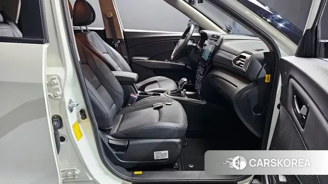 Ssangyong The New Tivoli 2024 Белый из Кореи, фото 2