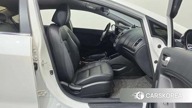 Kia The New K3 2018 Белый из Кореи, фото 2