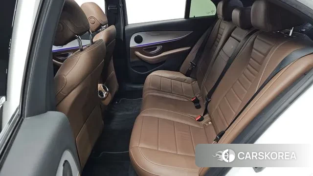 Mercedes-Benz E-Class W213 2021 Белый из Кореи, фото 2