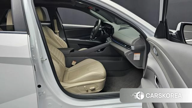 Hyundai The New Avante Hybrid (CN7) 2024 Белый из Кореи, фото 2