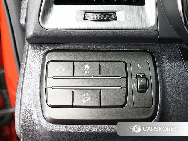 Ssangyong Tivoli Armor 2018 Оранжевый из Кореи, фото 2