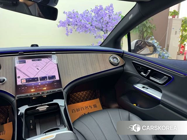 Mercedes-Benz EQE 2023 Белый из Китая, фото 2