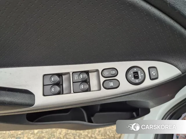 Hyundai Accent (New type) 2018 Белый из Кореи, фото 2