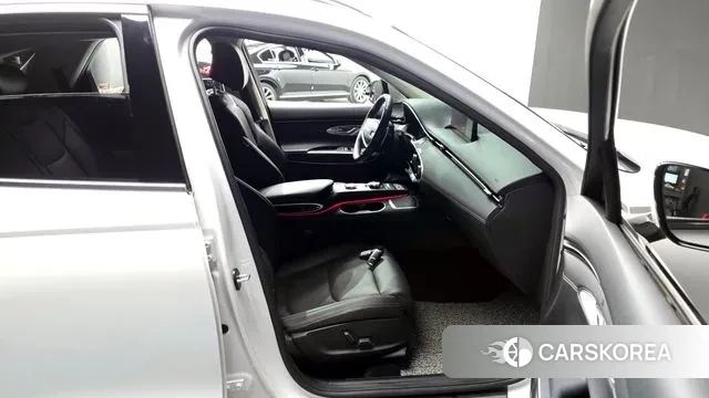 Genesis GV70 2022 Белый из Кореи, фото 2