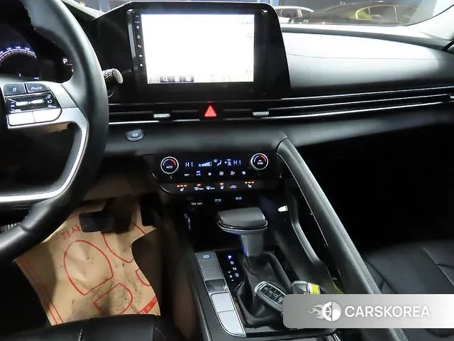 Hyundai Avante Hybrid (CN7) 2022 Белый из Кореи, фото 2