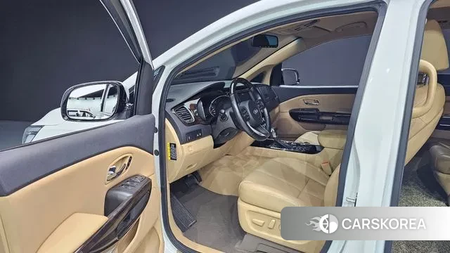 Kia The New Carnival 2019 Белый из Кореи, фото 2