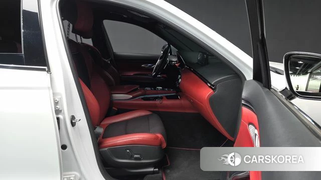 Genesis GV70 2021 Белый из Кореи, фото 2
