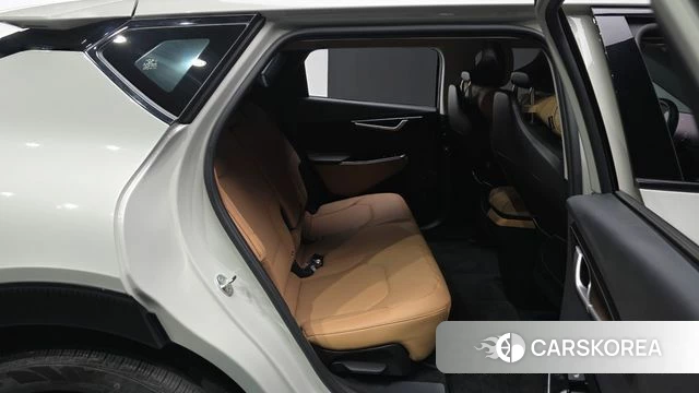 Kia EV6 2024 Жемчужный цвет из Кореи, фото 2