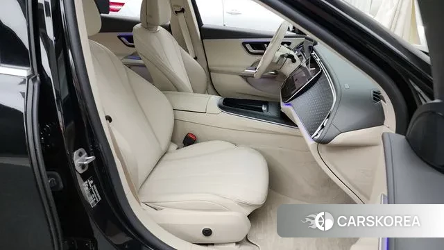 Mercedes-Benz E-Class W214 2025 Черный из Кореи, фото 2