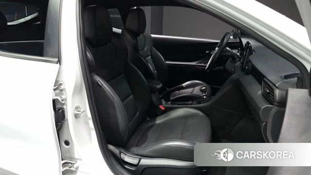 Hyundai Veloster (JS) 2018 Белый из Кореи, фото 2