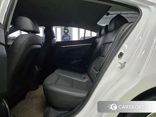 Hyundai The New Avante AD 2019 Белый из Кореи, фото 2