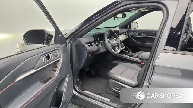 Ford Explorer 6th Generation 2025 Серый из Кореи, фото 2