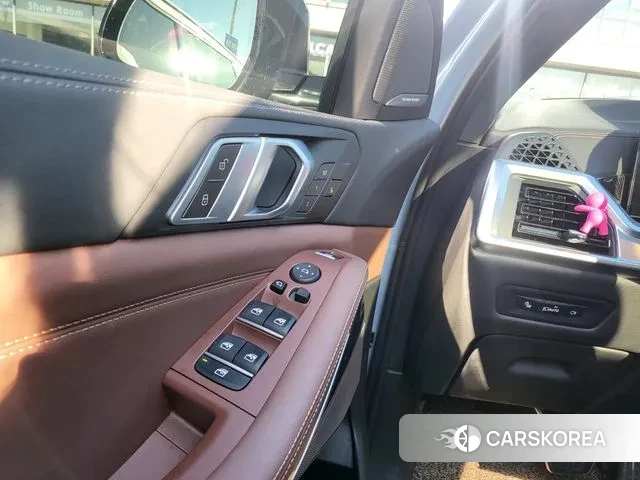 BMW X5 (G05) 2024 Цвет галактики из Кореи, фото 2