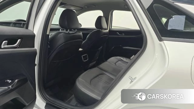 Kia K5 3rd generation 2021 Белый из Кореи, фото 2