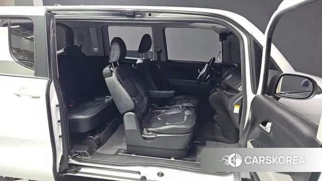 Kia The New Kia Ray EV 2023 Белый из Кореи, фото 2