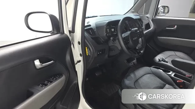 Kia The New Kia Ray 2023 Белый из Кореи, фото 2