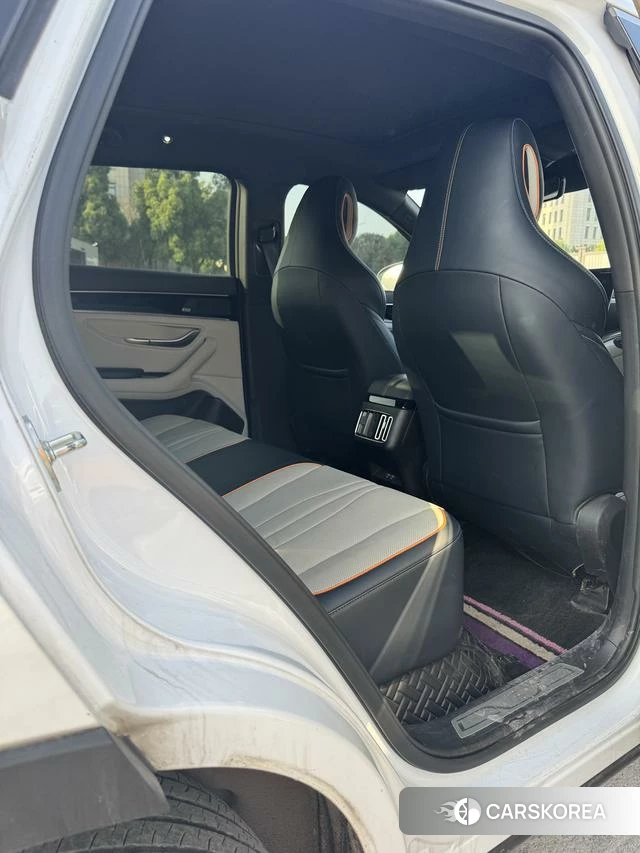 BYD Song PLUS DM 2022 Белый из Китая, фото 2