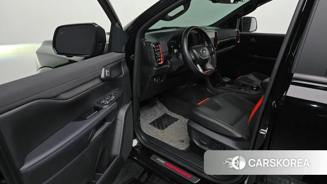 Ford Ranger 4th Generation 2025 Черный из Кореи, фото 2