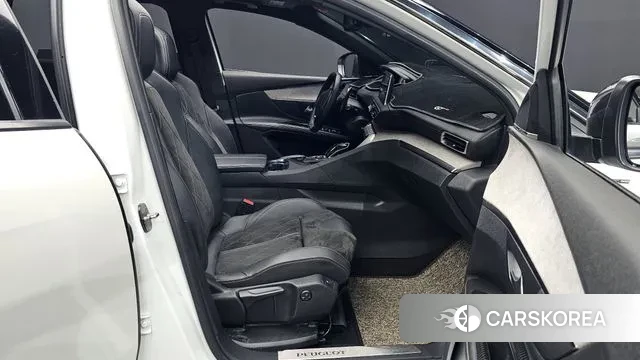 Peugeot 5008 second generation 2019 Белый из Кореи, фото 2