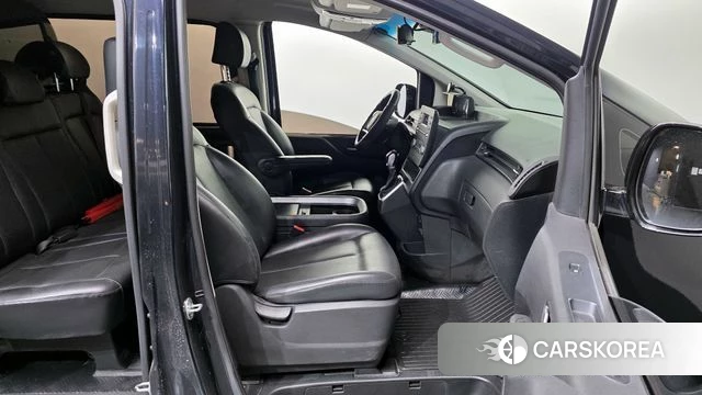 Hyundai Staria 2022 Серый из Кореи, фото 2