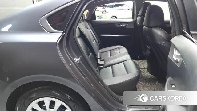 Kia The New K3 2nd generation 2021 Серый из Кореи, фото 2