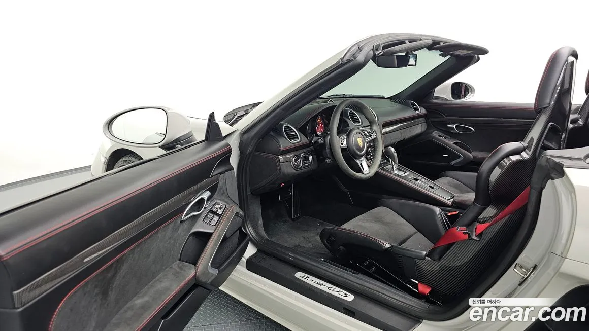 Porsche 718 Boxster 2021 Серебристо-серый из Кореи, фото 2