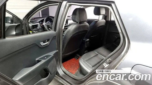 Kia Stonic id 2539800 из Кореи 2