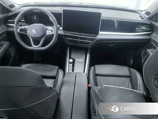 Volkswagen Passat 2024 Фиолетовый из Китая, фото 2