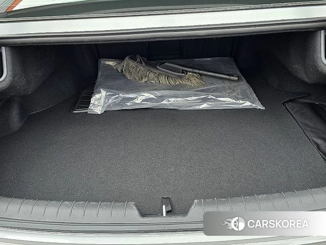 Hyundai Grandeur (GN7) 2023 Серый из Кореи, фото 2