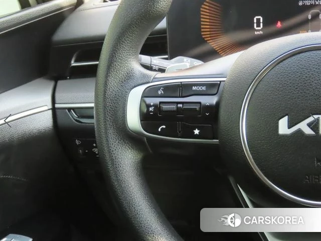 Kia The New K5 3rd generation 2024 Белый из Кореи, фото 2